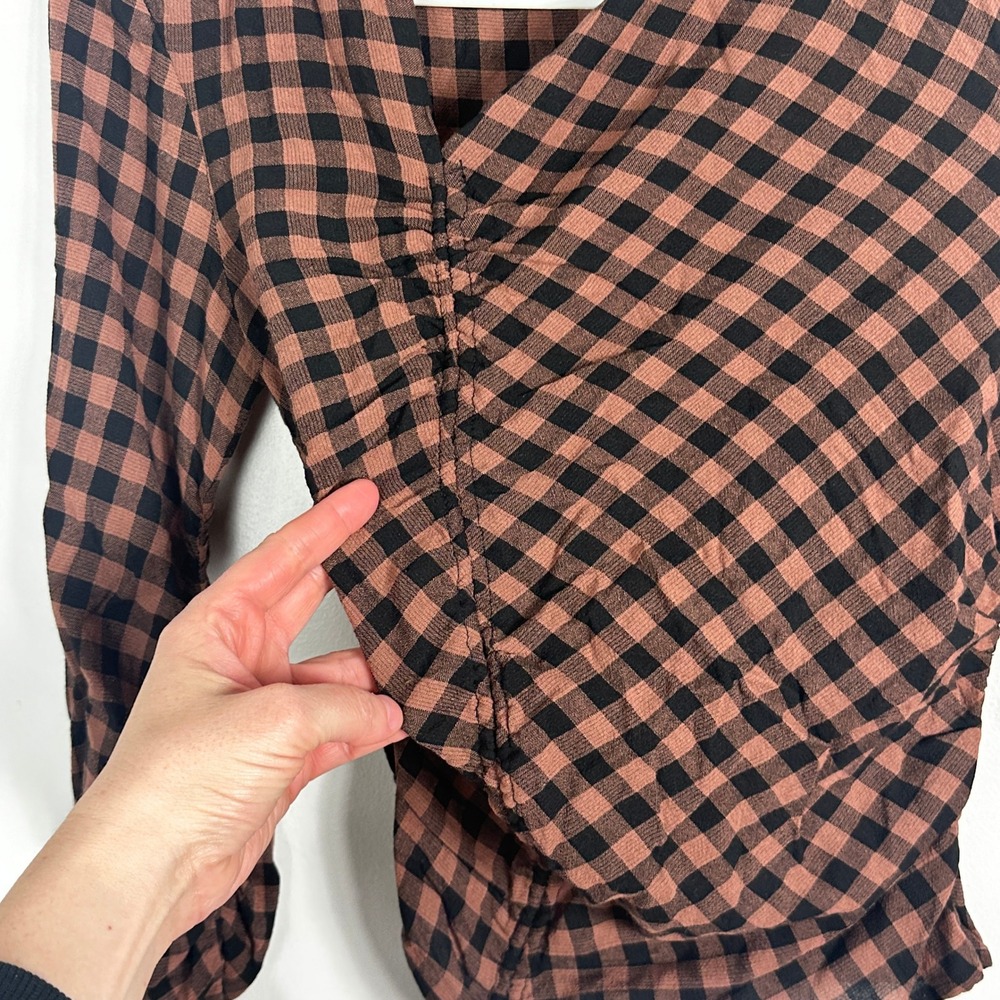 ALC Oryn Black Brandy Brown‎ Top Womens Sz 4 Ruched Long Sleeve Plaid Check Boho - Picture 6 of 16